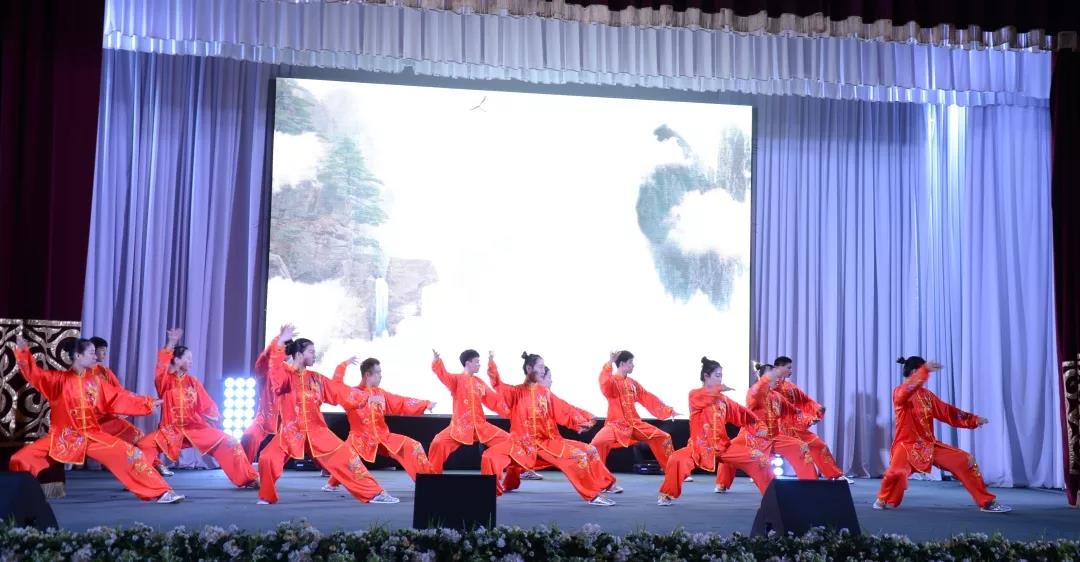 D:\新闻简讯\学院简讯\新建文件夹\微信图片_20190420200831.jpg